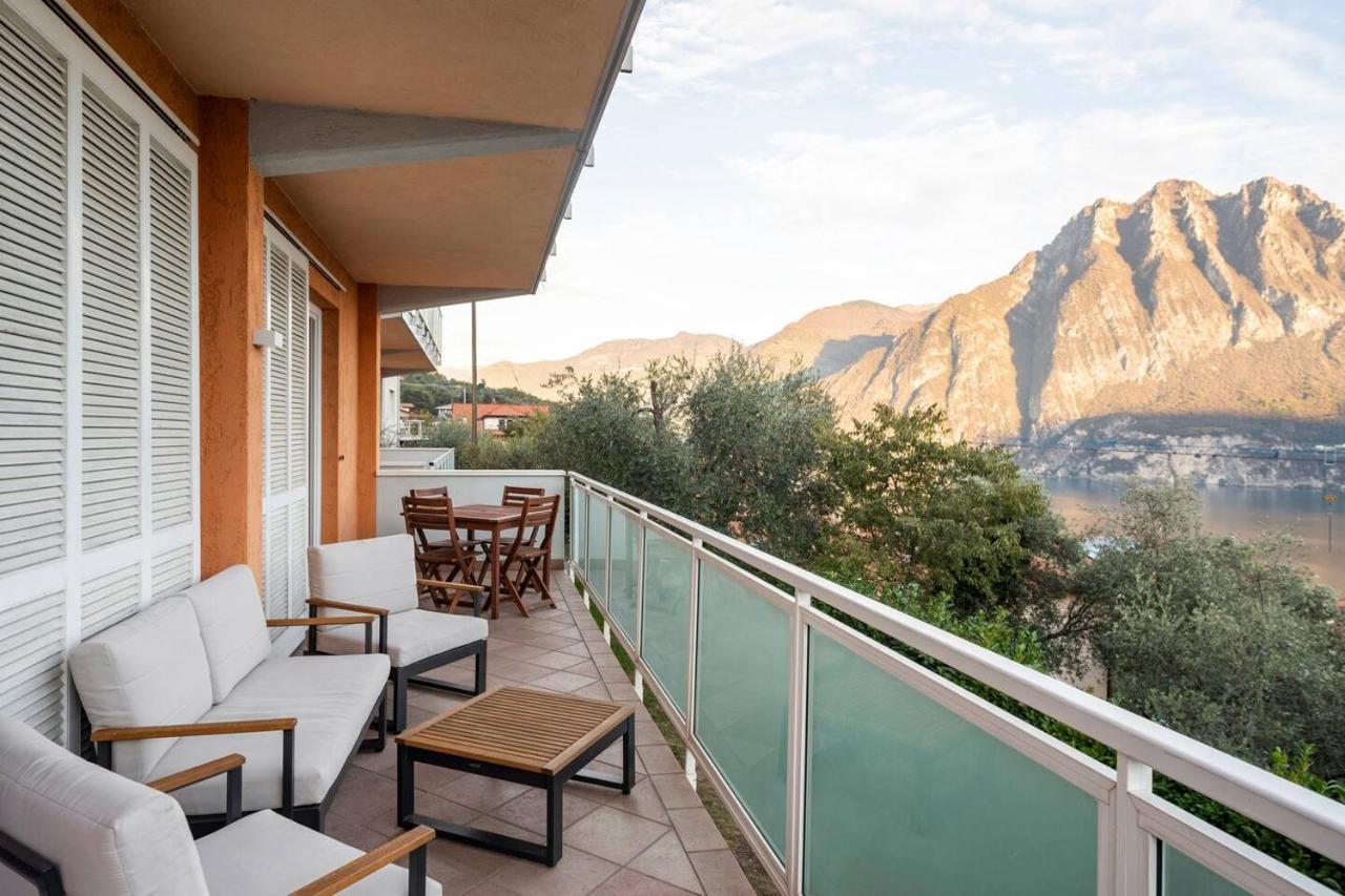 Happy Guest Apartments - Blue Apartment Riva di Solto Exterior photo